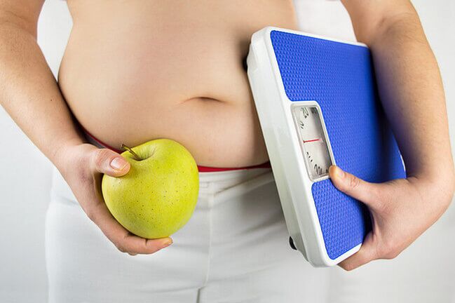 Preparing for weight loss involves weighing yourself and reducing your daily calorie intake. 